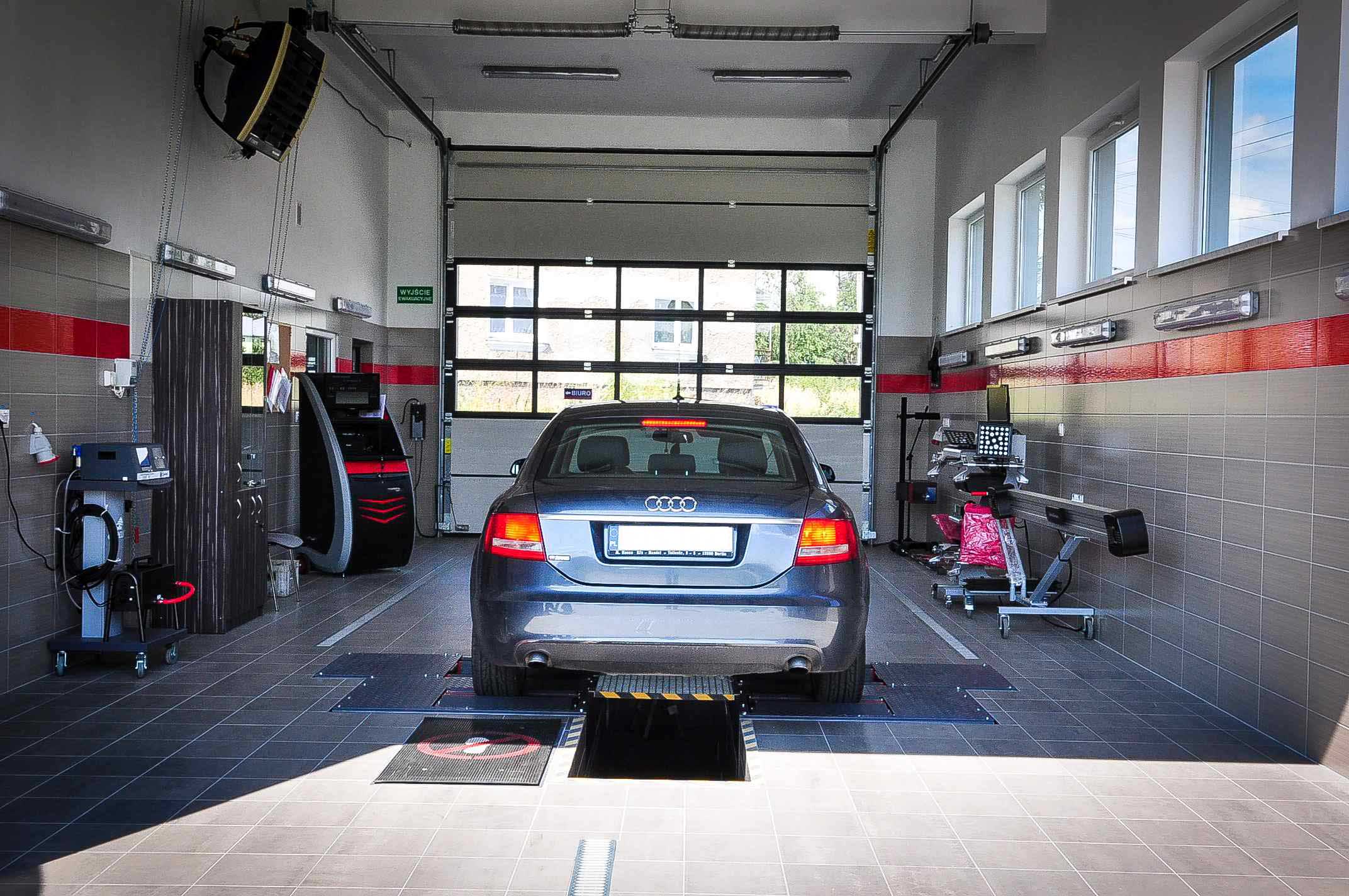 Stacja Kontroli Pojazdów - widok wnętrza